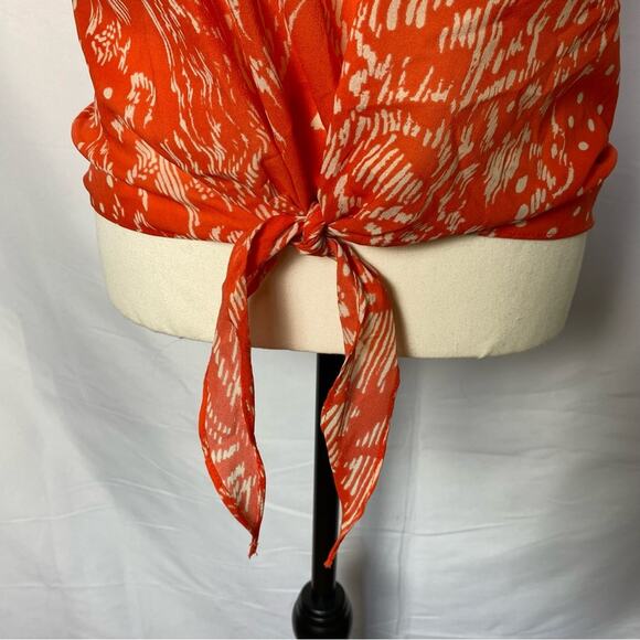 Collective Concepts Tie Front Short Sleeve Blouse Womens Size Small Red Floral - Picture 2 of 12